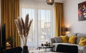 Nowoczesny Apartament w centrum Warszawy parking, smart TV, self check-in